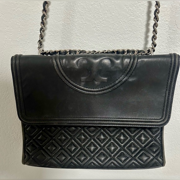 Tory Burch Fleming Leather Convertible Shoulder Bag - Black/silver - Picture 6 of 12